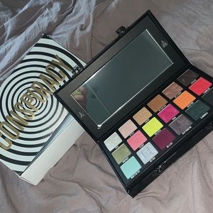 Shane Dawson x Jeffree Star Conspiracy Palette